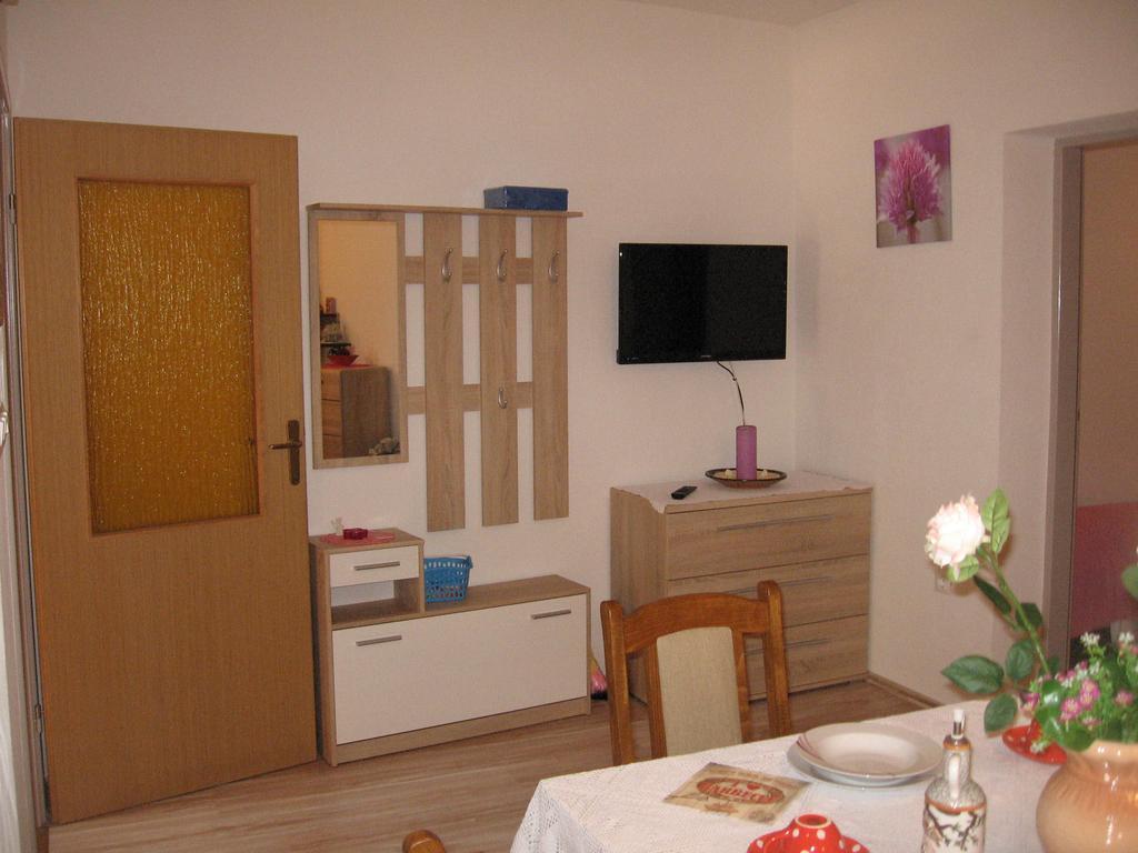 Apartments Alen พาซิน ภายนอก รูปภาพ